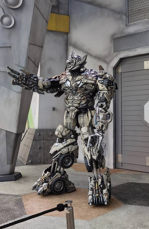 過年必玩!海洋館尋金元寶,環球影城12生肖小黃人激萌拜年