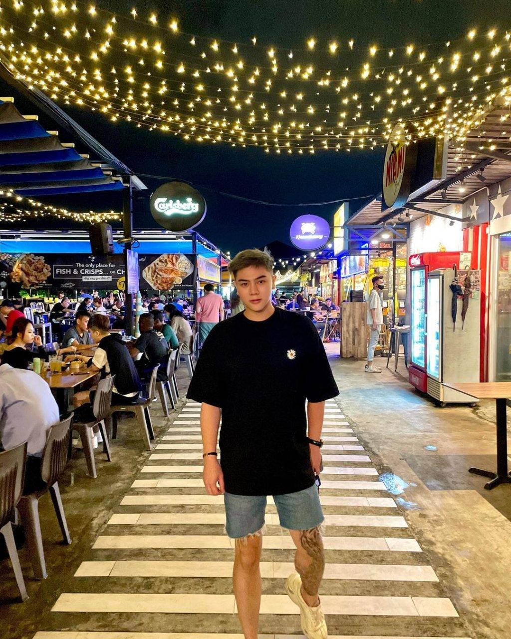 夜貓出遊🔛 10大夜間娛樂活動，開啓嗨皮夜生活！玩轉新加坡密室、保齡球、超夯貨櫃