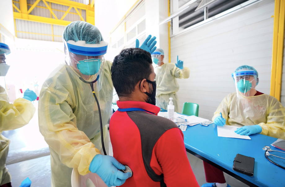 新增X例,累计1.5万 | 新加坡社区开展大范围检测,备4万张病床