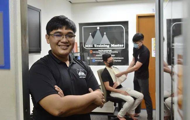 SaniQUO浴缸走进HDB 泡澡泡出新商机