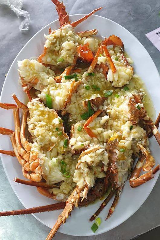 新加坡第一家海上海鮮餐廳!一起來一趟出海之旅吧