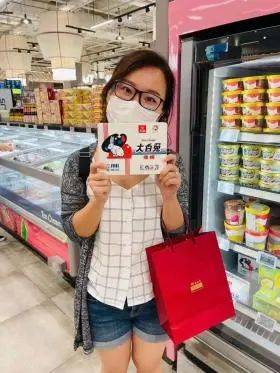 大白兔雪糕首次“跳”進新加坡,上市首日即刻售罄