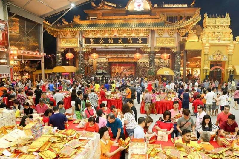 最新消息！新加坡全岛万人请愿取消这个聚会，结果还是举行了