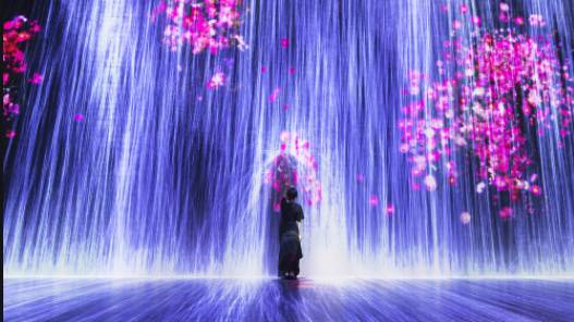 坡島夜生活出行指南！90s旱冰Disco club、室內mini高爾夫bar、高能版密室逃脫等你來玩