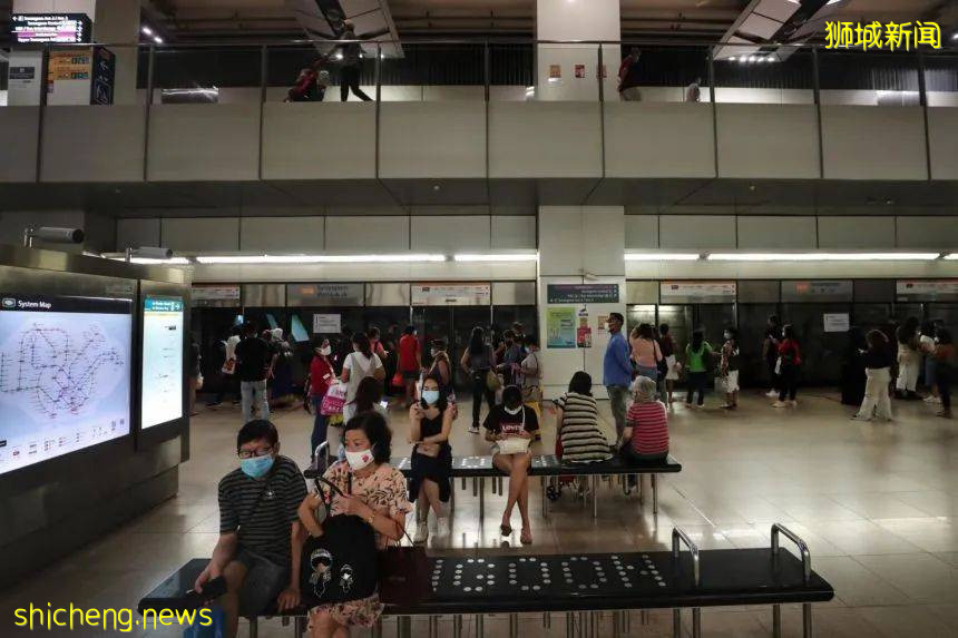 新加坡樟宜機場緊急關閉14天!網友曝11天新冠住院經曆:呼吸困難、昏迷