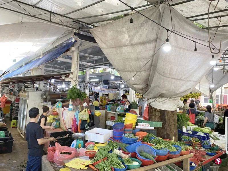 巴刹翻新了，他们为何笑不出来