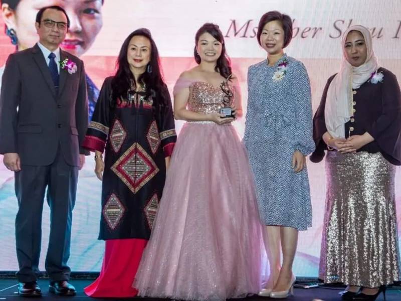 殡儀館女老板誤殺前男友?事後設靈化妝,親自送走愛人