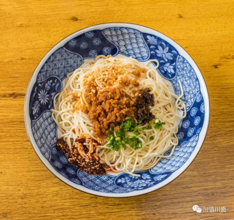 新加坡CBD好吃的四川凉面，还有甜水面！