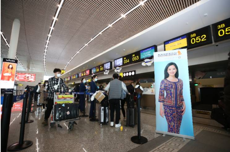 “3.8”女王节!中国重庆直飞新加坡,首航飞机接受航空最高礼仪