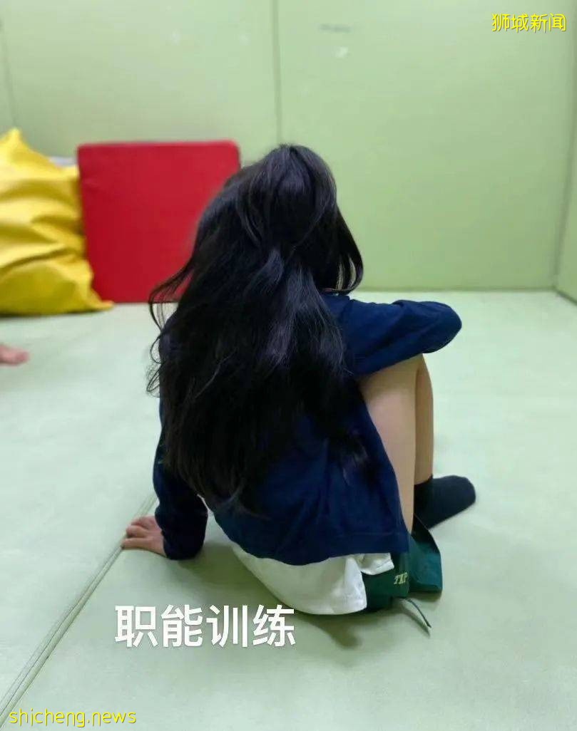 “我的孩子今年9岁，智力却只有6岁，她在新加坡特殊学校读小三，她很快乐”