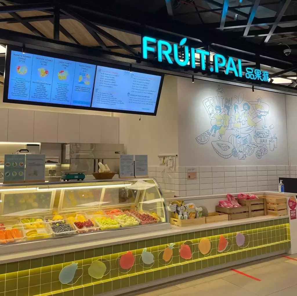 新加坡首个潮汕甘草水果捞“Fruit Pai 品果派”🍅任选水果和蘸粉,随便吃还不胖