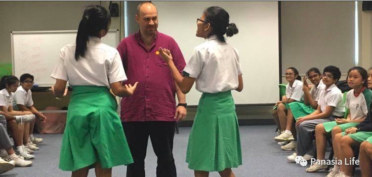 新加坡艾哈迈德易卜拉欣中学（AISS）