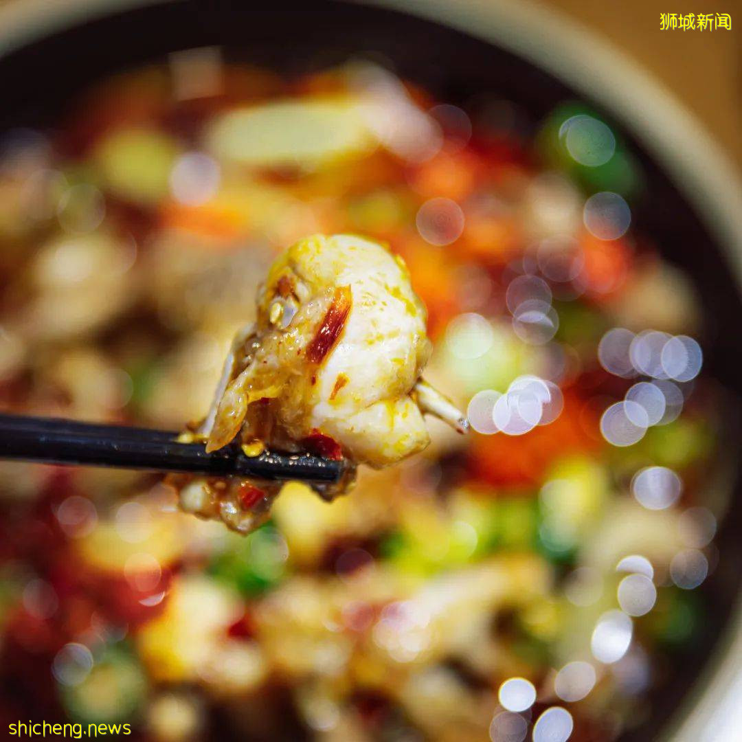 買一送一的烤魚和啤酒，拿來吧你