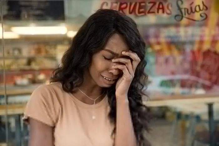 虐待1个月大男婴只为发泄压力?26岁女佣为何如此丧心病狂