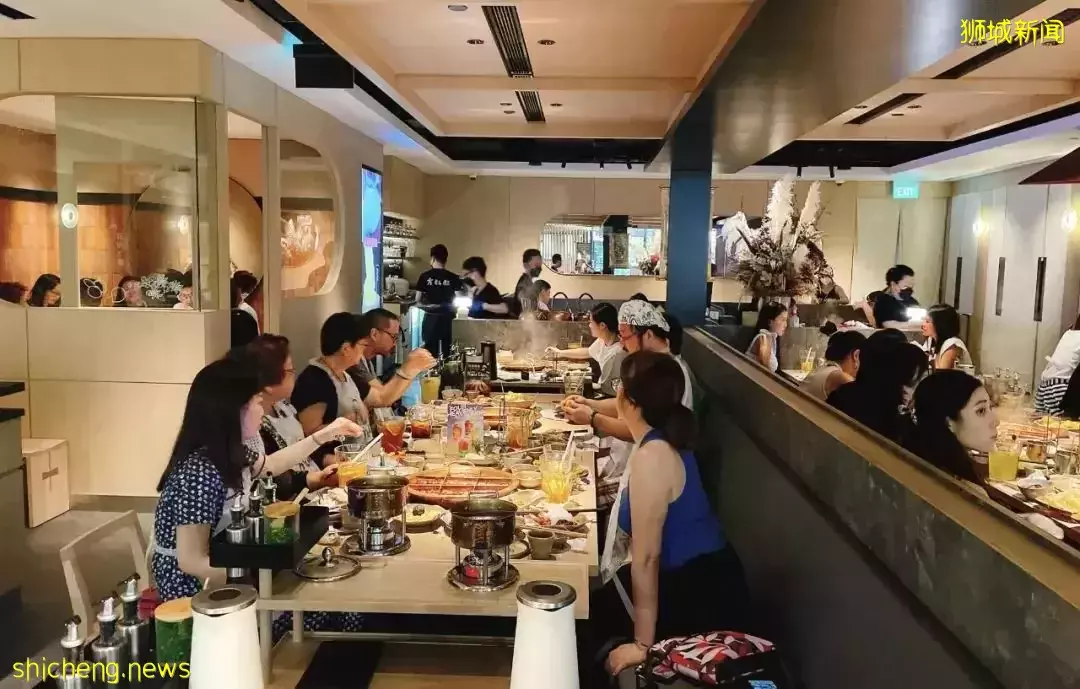 万众期盼的方叔叔重庆火锅终于来新加坡了